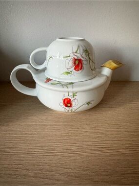 White Ceramic Tea-for-One Set with Red Poppy Detail